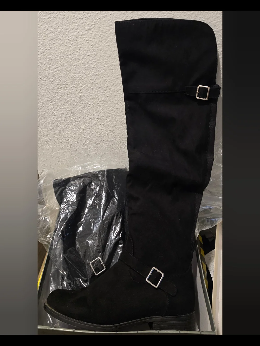 BlacK Suede Knee-high Boots✨️